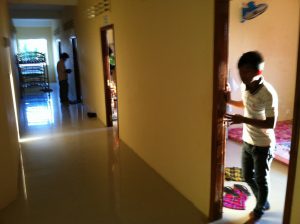 Un couloir de l'orphelinat